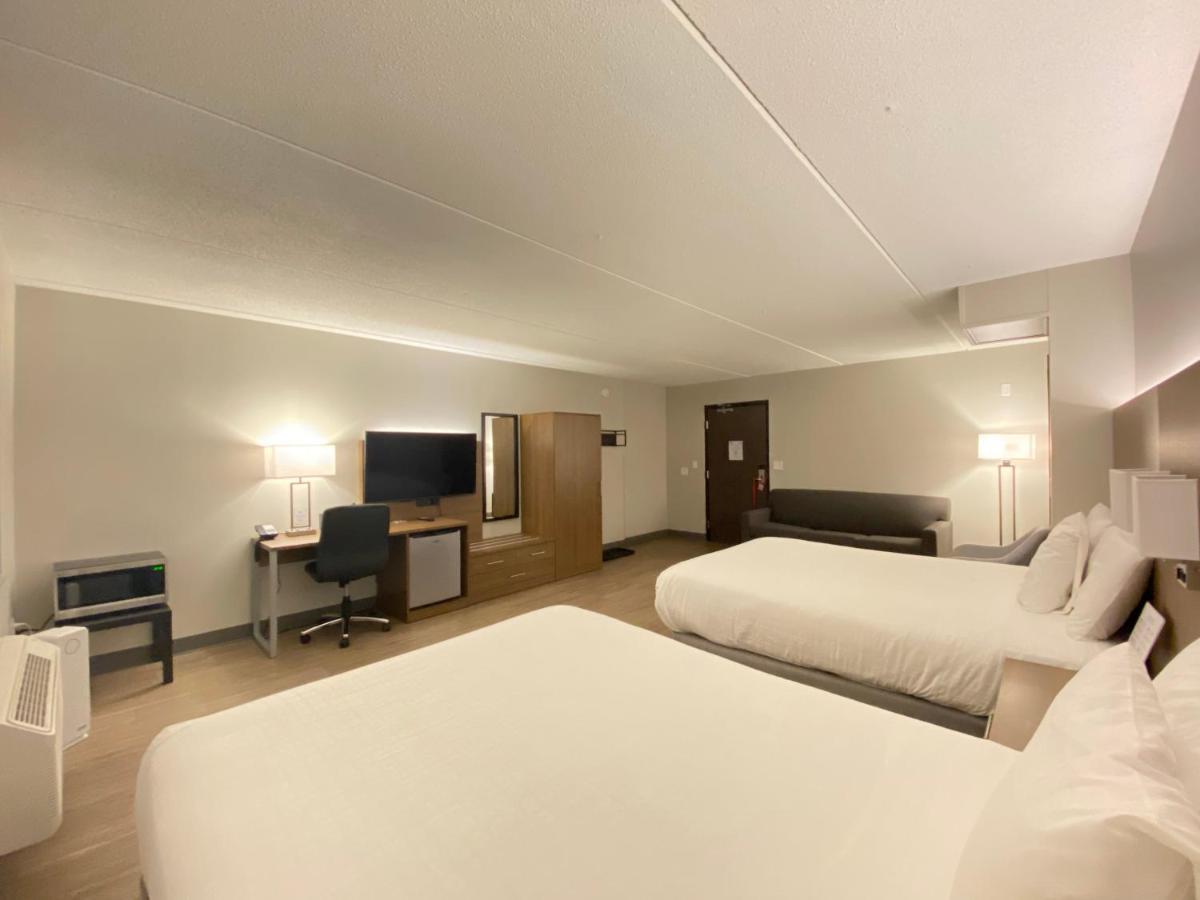 Superior Stay Hotel Marquette Bagian luar foto